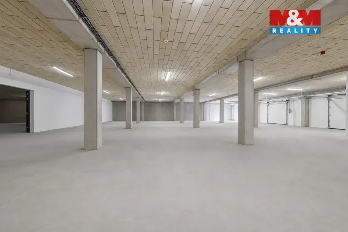Pronájem skladu, Cheb, Karlova, 2200 m2