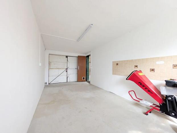 Prodej garáže, Brno, Krajní, 16 m2