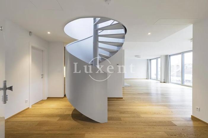 Pronájem bytu 4+kk, Praha, Holečkova, 212 m2