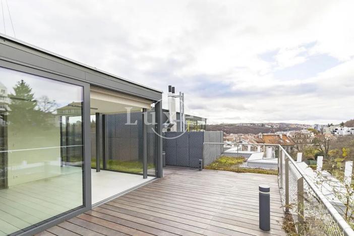 Pronájem bytu 4+kk, Praha, Holečkova, 212 m2