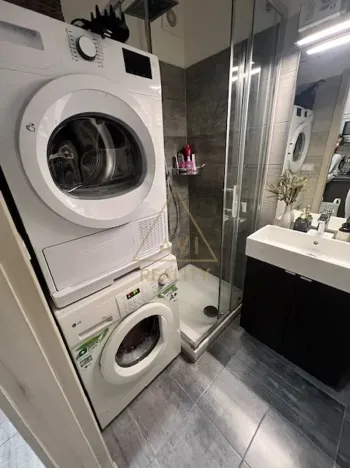 Pronájem bytu 1+1, Praha - Podolí, Jeremenkova, 28 m2