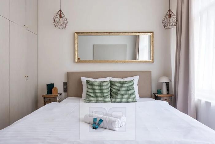 Prodej bytu 2+1, Praha - Nové Město, Ve Smečkách, 66 m2