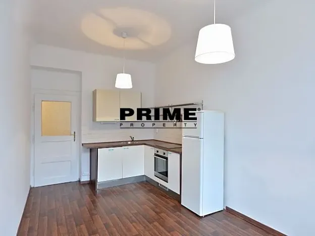 Pronájem bytu 2+kk, Praha - Vinohrady, Lucemburská, 50 m2