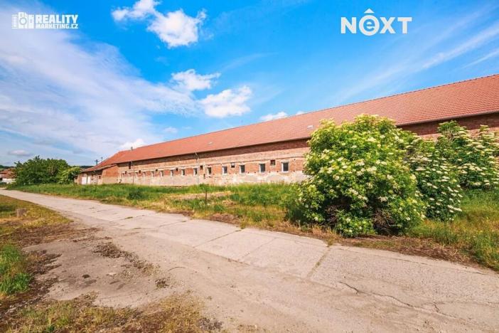 Prodej skladu, Letonice, 1758 m2