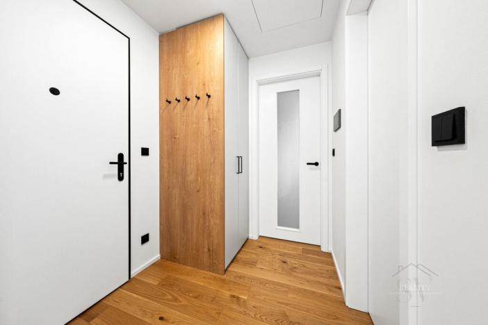 Pronájem bytu 2+kk, Praha - Troja, Pod Hrachovkou, 45 m2