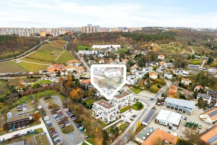 Pronájem bytu 2+kk, Praha - Troja, Pod Hrachovkou, 45 m2