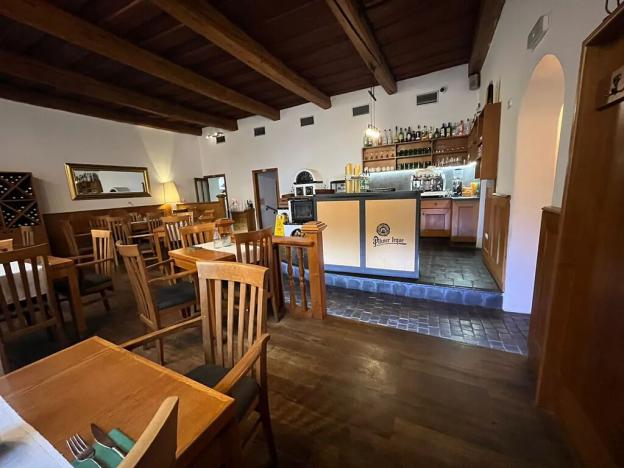 Pronájem restaurace, Kolín, 131 m2