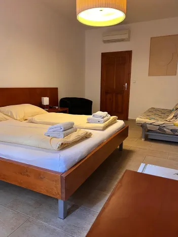 Pronájem pokoje, Kolín, Na Hradbách, 28 m2