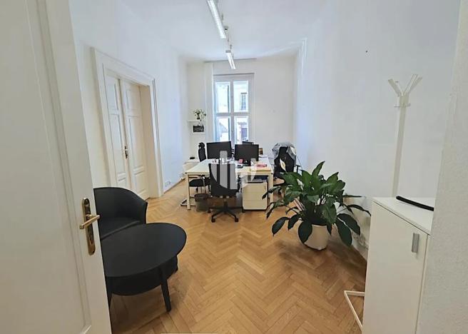 Pronájem kanceláře, Praha - Nové Město, Politických vězňů, 110 m2