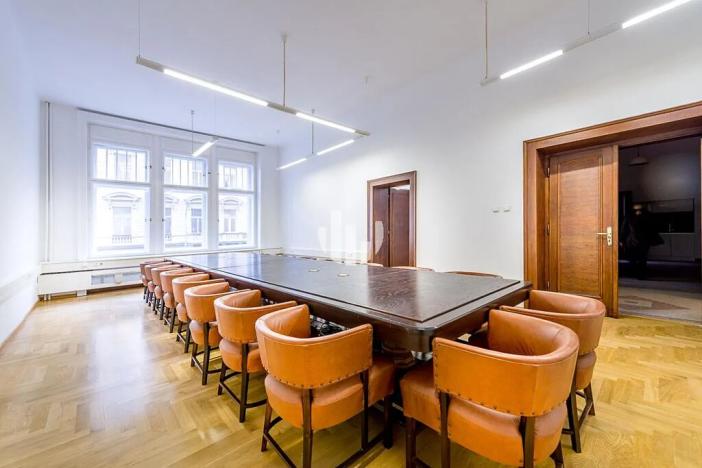Pronájem kanceláře, Praha - Nové Město, Opletalova, 278 m2