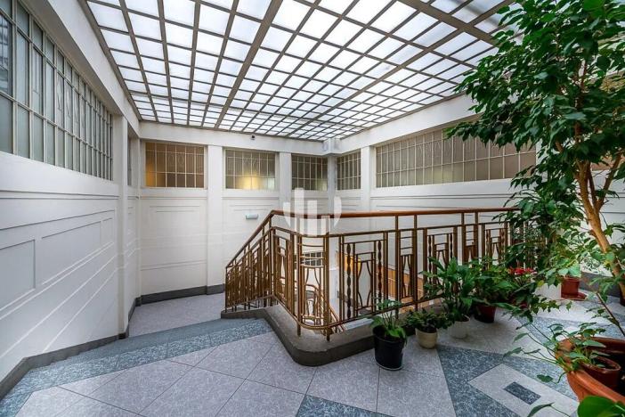 Pronájem kanceláře, Praha - Nové Město, Opletalova, 278 m2