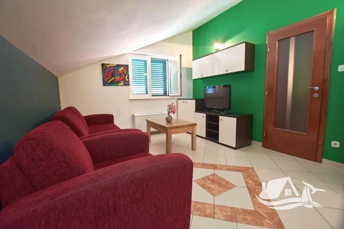 Prodej vícegeneračního domu, Vodice, Chorvatsko, 1230 m2