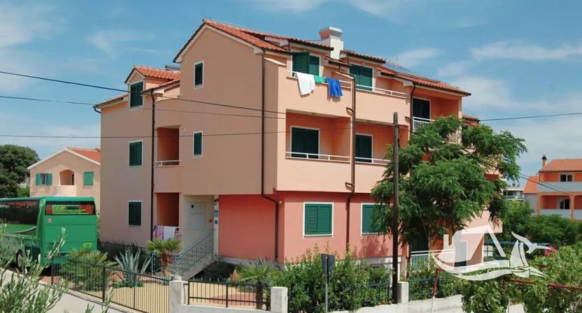 Prodej vícegeneračního domu, Vodice, Chorvatsko, 1230 m2