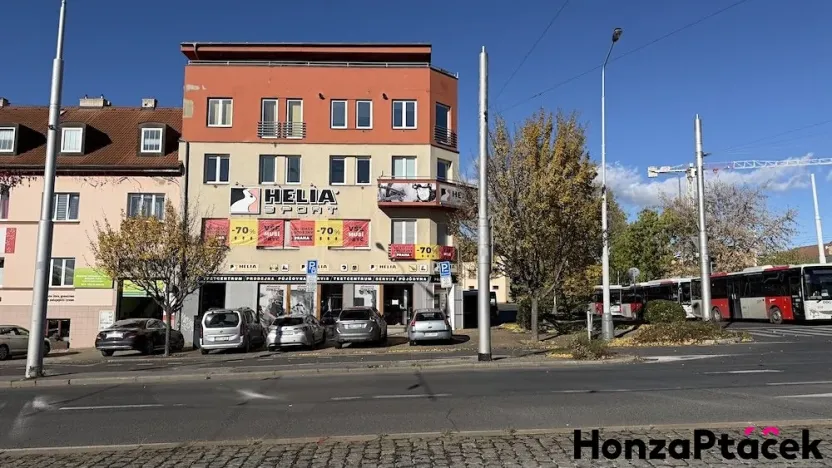 Pronájem obchodního prostoru, Praha - Kobylisy, Střelničná, 418 m2