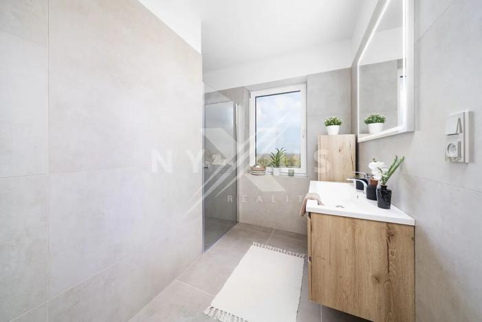 Prodej rodinného domu, Žižice, 228 m2