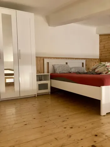 Pronájem bytu 1+1, Praha - Košíře, Vrchlického, 35 m2