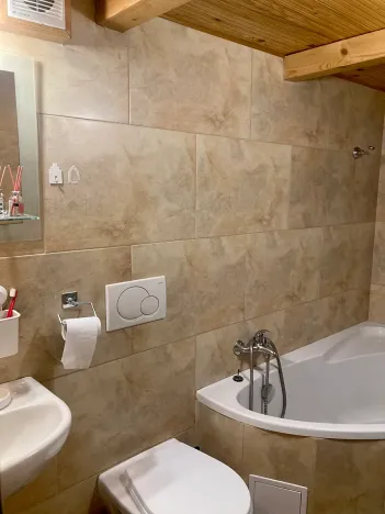 Pronájem bytu 1+1, Praha - Košíře, Vrchlického, 35 m2