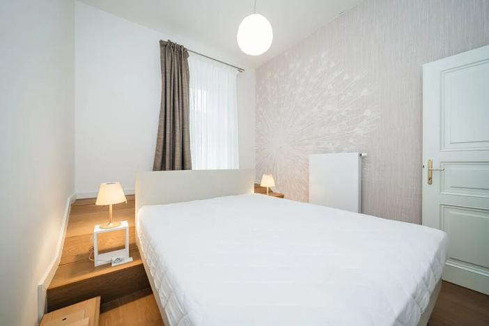 Pronájem bytu 2+kk, Praha - Vinohrady, Čermákova, 38 m2