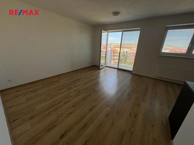 Pronájem bytu 1+kk, Uherské Hradiště, Hrušková, 41 m2