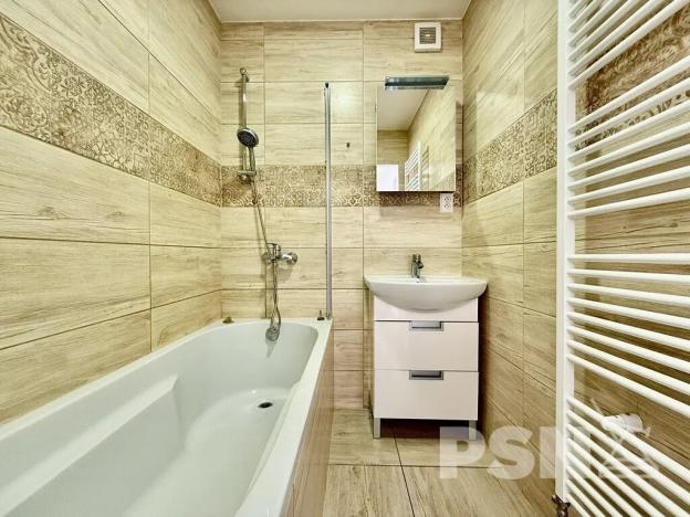 Pronájem kanceláře, Brno, Komárovské nábřeží, 94 m2