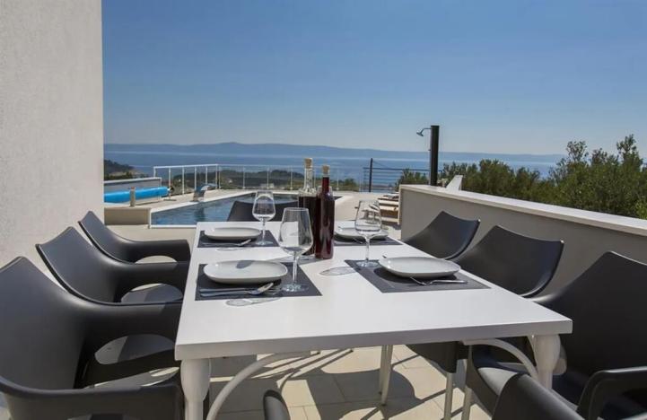 Prodej vily, Makarska, Chorvatsko, 240 m2