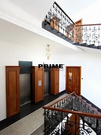 Pronájem bytu 3+kk, Praha - Nové Město, Lazarská, 71 m2