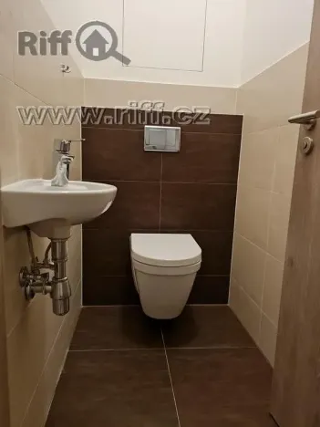 Pronájem bytu 1+kk, Rosice, Karla IV., 55 m2