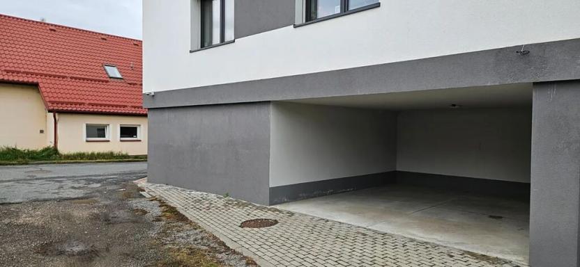 Pronájem garáže, Havlíčkův Brod, U Panských, 25 m2