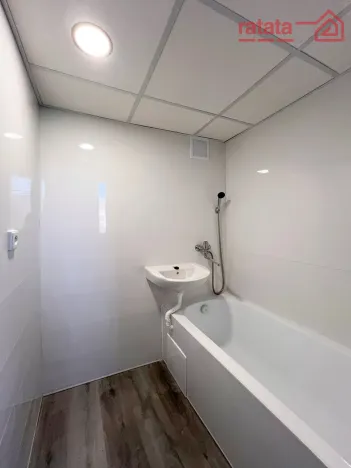 Pronájem bytu 2+1, Chomutov, Březenecká, 63 m2