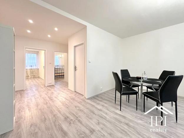 Pronájem bytu 4+1, Praha - Troja, Mazurská, 89 m2