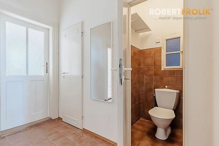 Pronájem bytu 2+1, Praha - Střešovice, Na Petynce, 77 m2