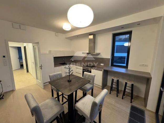 Pronájem bytu 2+kk, Praha - Veleslavín, Na dračkách, 60 m2