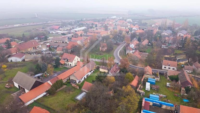 Prodej pozemku, Třebíz, 161602 m2