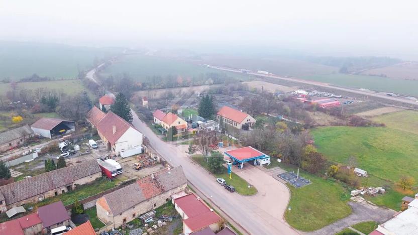 Prodej pozemku, Třebíz, 161602 m2