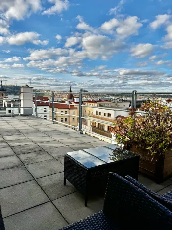 Prodej bytu 2+kk, Praha, Ve Smečkách, 80 m2