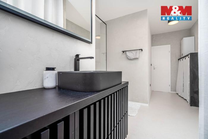 Prodej rodinného domu, Náchod, 224 m2