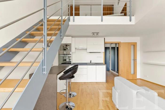 Pronájem bytu 2+kk, Praha - Libeň, U libeňského pivovaru, 46 m2