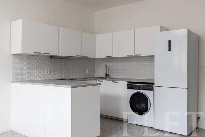 Pronájem bytu 2+kk, Praha - Libeň, Novákových, 40 m2