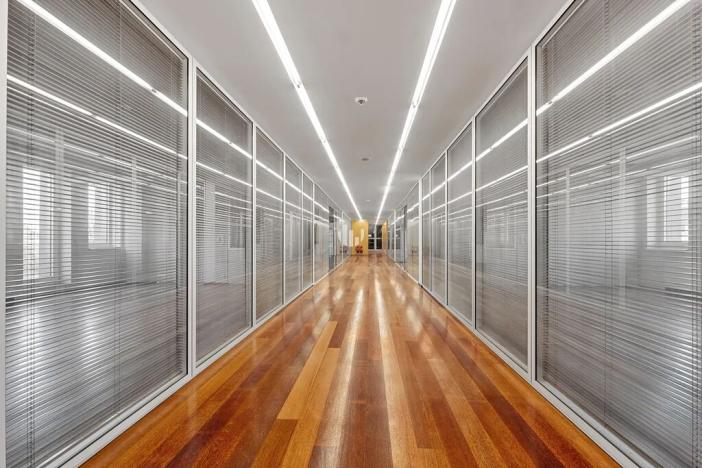 Pronájem kanceláře, Praha - Smíchov, Karla Engliše, 2300 m2