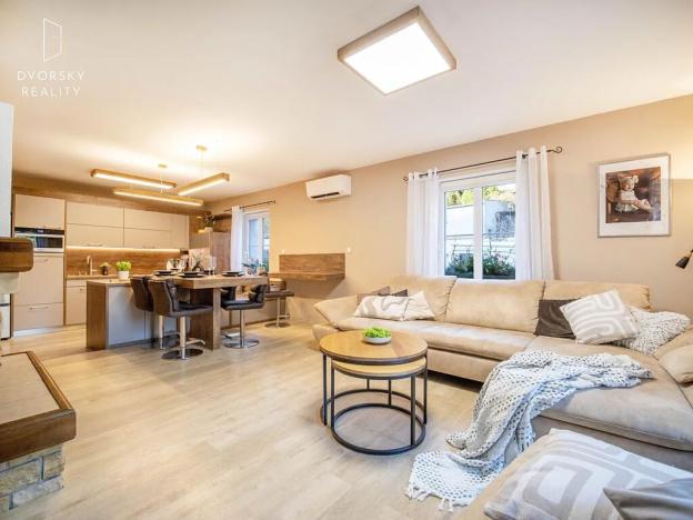 Prodej rodinného domu, Mladá Boleslav, Koněvova, 236 m2