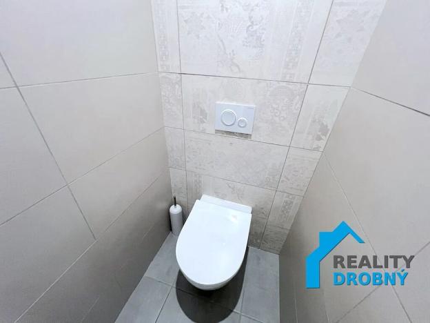 Prodej bytu 3+1, Děčín, Dvořákova, 73 m2