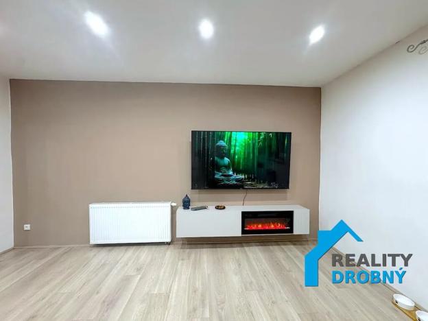 Pronájem bytu 2+1, Kamenický Šenov, Dlouhá, 73 m2