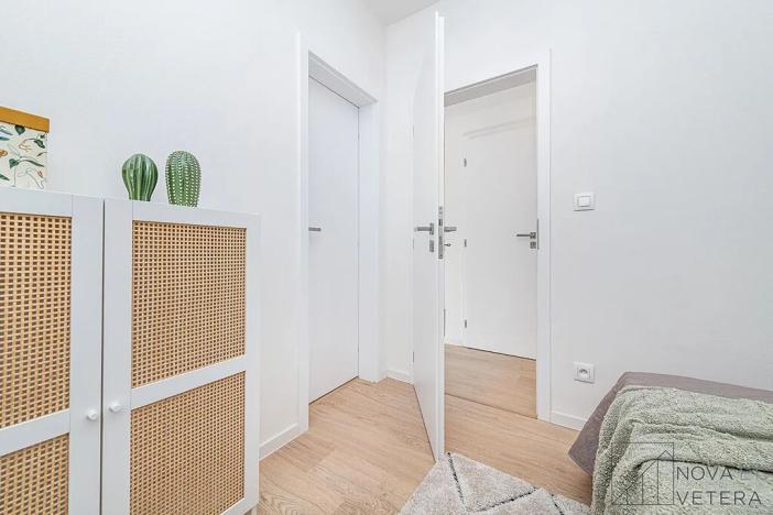 Pronájem bytu 2+kk, Praha - Žižkov, Květinková, 50 m2