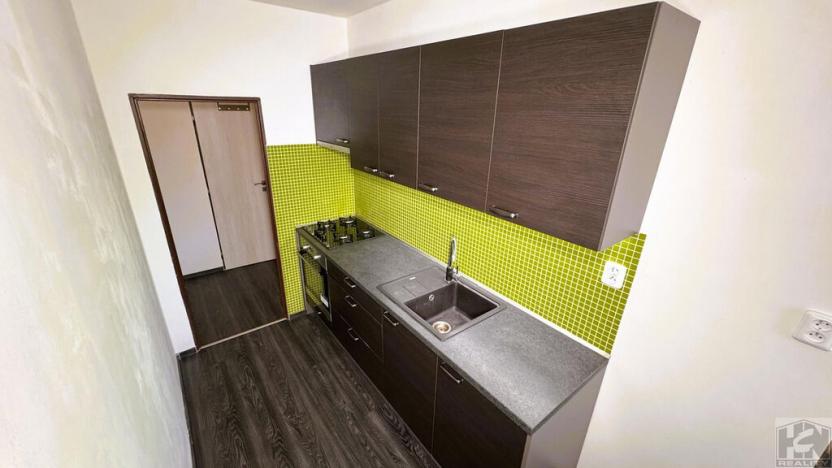 Pronájem bytu 2+1, Liberec - Liberec XXX-Vratislavice nad Nisou, Nad Školou, 51 m2