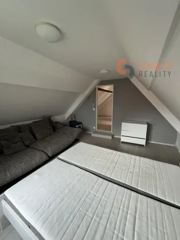 Pronájem bytu 2+1, Pavlov, Podhradní, 60 m2