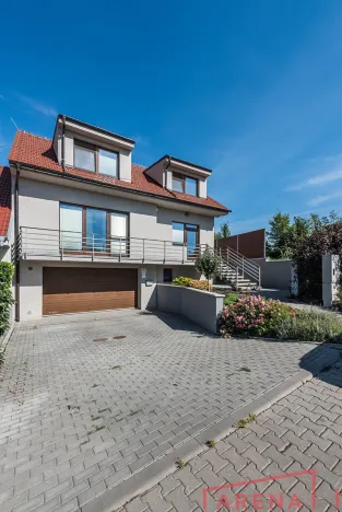 Prodej rodinného domu, Šlapanice, Za Humny, 250 m2