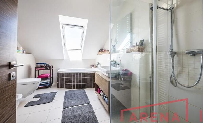 Prodej rodinného domu, Šlapanice, Za Humny, 250 m2