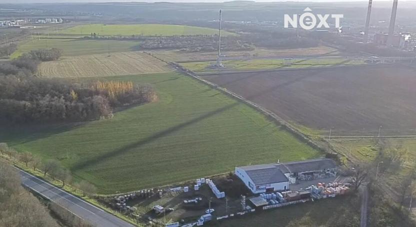 Prodej komerčního pozemku, Veltrusy, 36520 m2