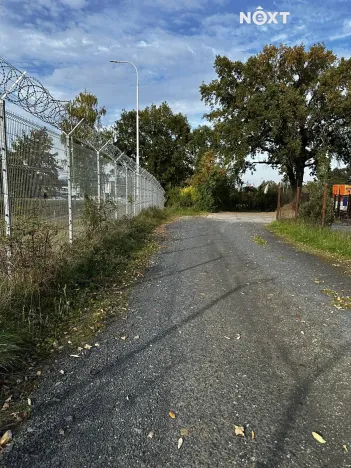 Prodej komerčního pozemku, Veltrusy, 36520 m2