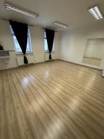 Pronájem komerční nemovitosti, Karviná, Karola Śliwky, 31 m2